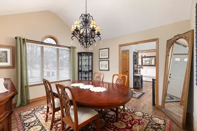 2438 Wendover Drive, Naperville, IL 60565 - Photo 11