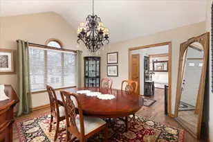 2438 Wendover Dr, Naperville, IL 60565 - Photo 11