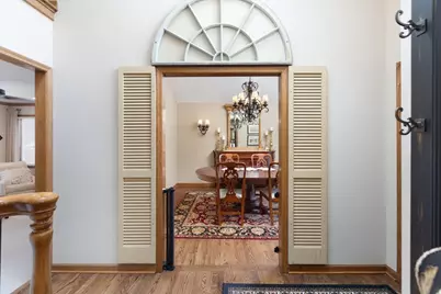 2438 Wendover Drive, Naperville, IL 60565 - Photo 9