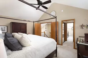 2438 Wendover Dr, Naperville, IL 60565 - Photo 27