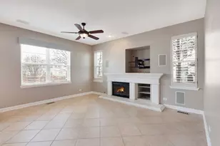 2805 Cattail Ct, Wauconda, IL 60084 - Photo 9