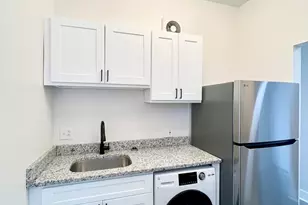 2258 S Sacramento Ave, Chicago, IL 60623 - Photo 9