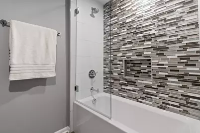 242 Aspen Lane, Highland Park, IL 60035 - Photo 17