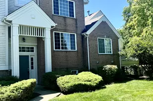 4323 Savoy Ln, McHenry, IL 60050 - Photo 1