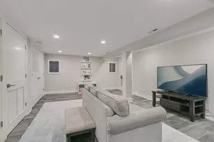 305 Des Plaines Ave, Riverside, IL 60546 - Photo 15