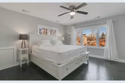 305 Desplaines Avenue, Riverside, IL 60546 - Photo 9