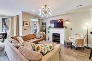 1136 W Pratt Blvd, Chicago, IL 60626 - Photo 7