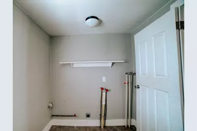 555 E Mulberry Street, Watseka, IL 60970 - Photo 17