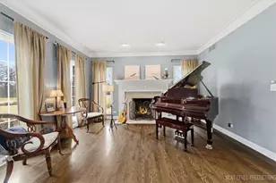 40W903 Campton Woods Dr, Campton Hills, IL 60119 - Photo 5