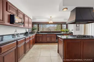 6333 Kent Ct, Lisle, IL 60532 - Photo 3