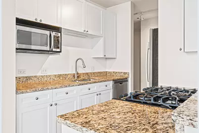 200 W Grand Avenue #2103, Chicago, IL 60654 - Photo 7