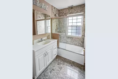 5404 N Christiana Avenue N, Chicago, IL 60625 - Photo 9