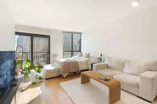 400 N La Salle Dr, Chicago, IL 60654 - Photo 3