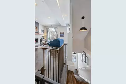 2527 W Chicago Avenue #2, Chicago, IL 60622 - Photo 3