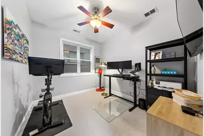 2846 N Damen Avenue #3, Chicago, IL 60618 - Photo 11