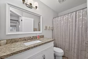 938 Mesa Dr, Elgin, IL 60123 - Photo 19