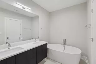 1744 Walnut Cir, Northbrook, IL 60062 - Photo 17