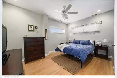 1330 W Roscoe Street, Chicago, IL 60657 - Photo 11