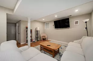 1330 W Roscoe St, Chicago, IL 60657 - Photo 21