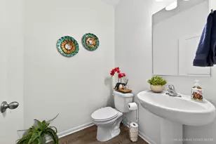 1571 Middleton Rd, Pingree Grove, IL 60140 - Photo 3