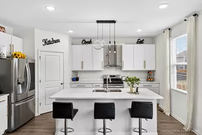 1571 Middleton Road, Pingree Grove, IL 60140 - Photo 9