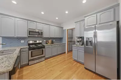 2744 Lombard Avenue, Berwyn, IL 60402 - Photo 7