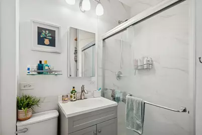 1922 W Wolfram Street, Chicago, IL 60657 - Photo 7