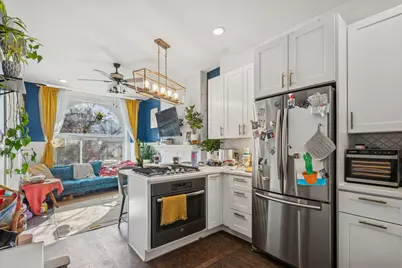 1922 W Wolfram Street, Chicago, IL 60657 - Photo 5