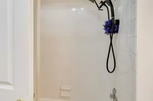 725 Elizabeth Ln, Des Plaines, IL 60016 - Photo 21