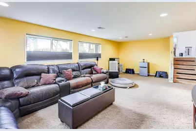 725 Elizabeth Lane, Des Plaines, IL 60016 - Photo 23