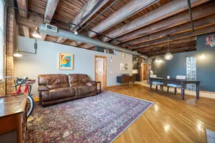 732 S Financial Pl, Chicago, IL 60605 - Photo 3