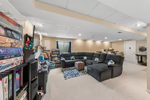 543 Sparrow Ct, Lindenhurst, IL 60046 - Photo 19