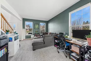 543 Sparrow Ct, Lindenhurst, IL 60046 - Photo 17