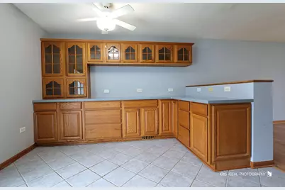 315 Oakwood Drive, Antioch, IL 60002 - Photo 7