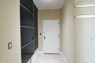 9078 W Heathwood Dr, Niles, IL 60714 - Photo 3