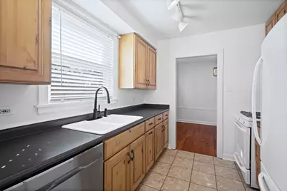 [Address not provided], Clarendon Hills, IL 60514 - Photo 7