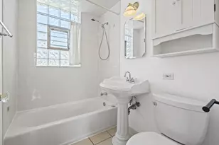 [Address not provided], Clarendon Hills, IL 60514 - Photo 11