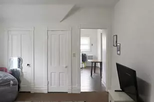 462 Ashland Ave, Elgin, IL 60123 - Photo 5