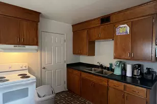 462 Ashland Ave, Elgin, IL 60123 - Photo 3