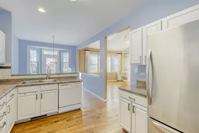 2278 Meadowcroft Lane, Grayslake, IL 60030 - Photo 11