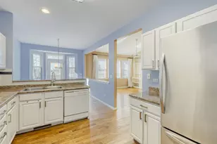 2278 Meadowcroft Ln, Grayslake, IL 60030 - Photo 11