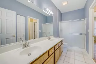 2278 Meadowcroft Ln, Grayslake, IL 60030 - Photo 15