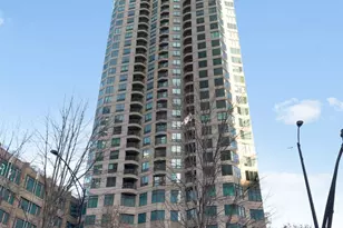 400 N La Salle Dr, Chicago, IL 60654 - Photo 1