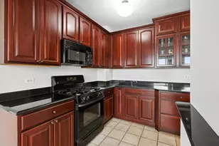 1205 W Sherwin Ave, Chicago, IL 60626 - Photo 7