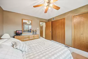 10515 Eagle Ridge Dr, Orland Park, IL 60467 - Photo 25