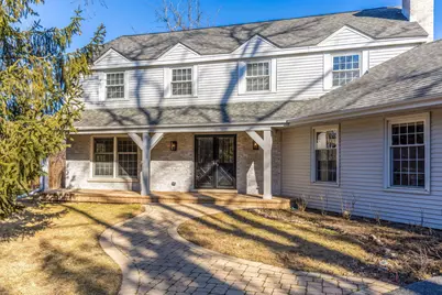 21 N Ridge Road, Lake Forest, IL 60045 - Photo 1