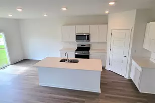 6558 Walnut Ct, Wonder Lake, IL 60097 - Photo 3