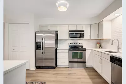 4900 Forest Avenue #108, Downers Grove, IL 60515 - Photo 7