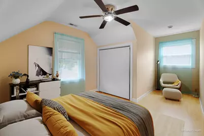 2143 N 76th Avenue, Elmwood Park, IL 60707 - Photo 13