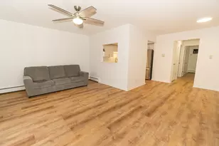 837 S Dwyer Ave, Arlington Heights, IL 60005 - Photo 3